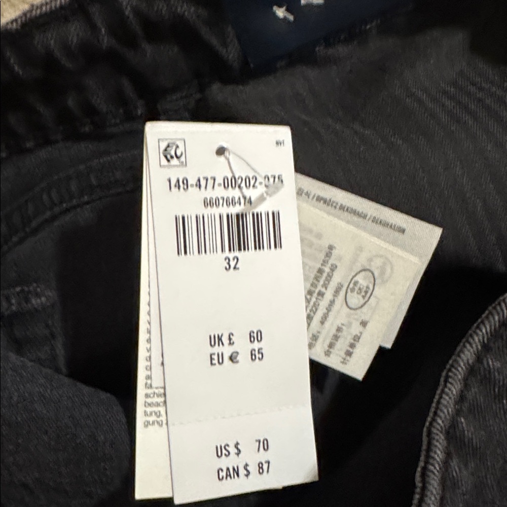 Abercrombie & Fitch Curve Love High Rise Dad Shorts Black Stretch Denim NWT-32 - Picture 7 of 9